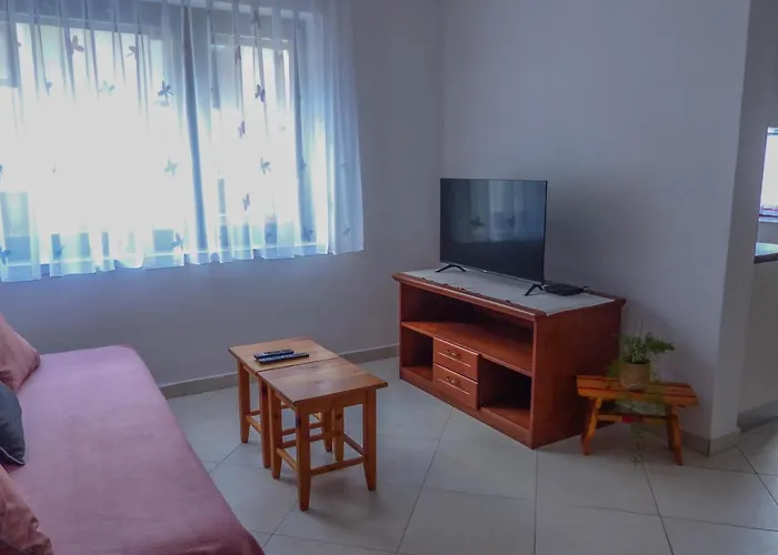 Apartma Praprot * מויסטראנה